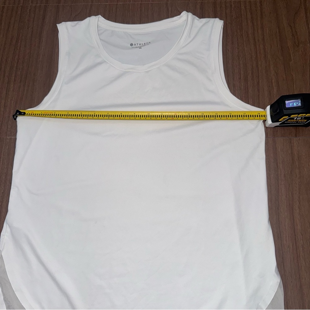 Athleta Medium White Cadence Tank Top Sheer Mesh Details‎ Activewear Athleisure - Picture 10 of 10